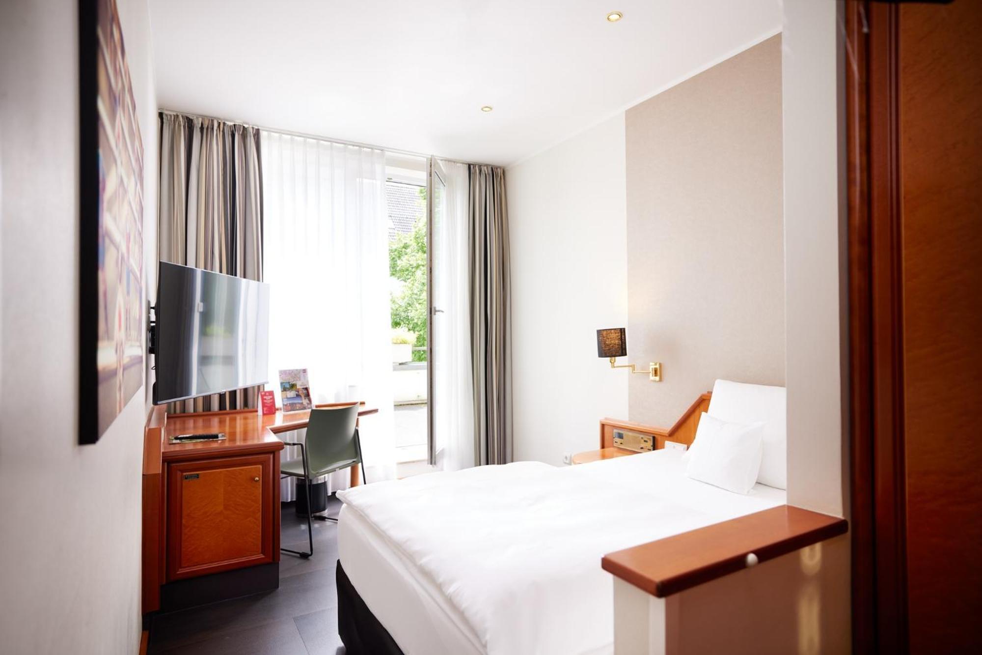 Kochs Stadthotel Olpe Ngoại thất bức ảnh